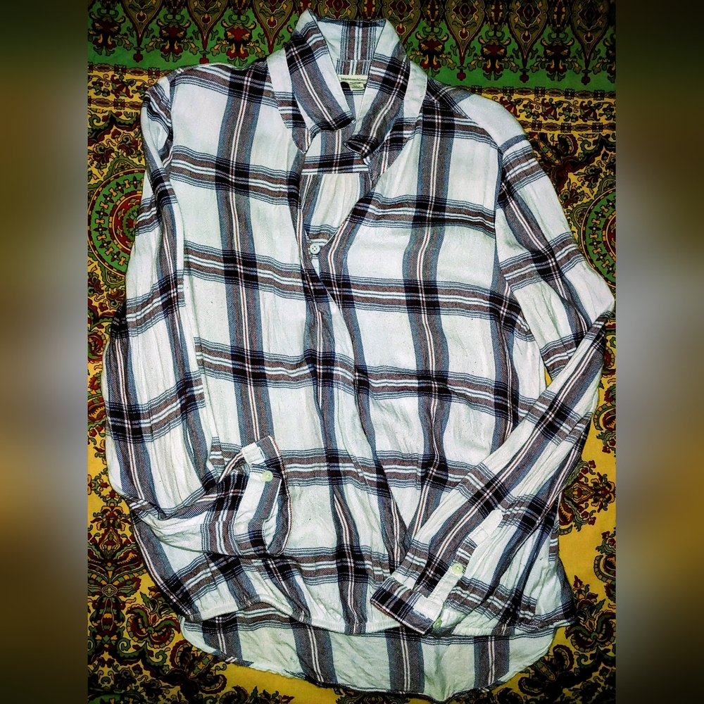 BeachLunchLounge Top
